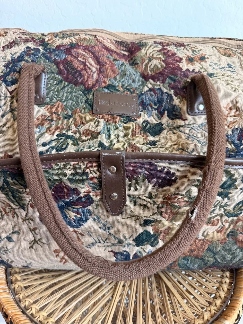 VINTAGE LIZ CLAIBORNE FLORAL TAPESTRY WEEKENDER BAG